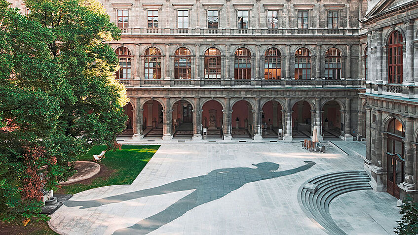 Der Arkadenhof im Hauptgebäude der Universität Wien 